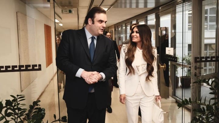 Συνάντηση Πιερρακάκη-Γκιλφόιλ στο ΥΠΕΘΟΟ για επενδύσεις και οικονομική συνεργασία