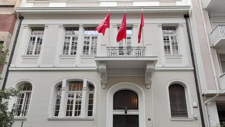 «Συγγνώμη...μιλάω», μία έκθεση με 35 γυναίκες κομίστες στο Ινστιτούτο Θερβάντες φέρνει στην επιφάνεια μία άλλη άποψη για τα καθημερινά και τα μεγάλα προβλήματα της σύγχρονης γυναίκας