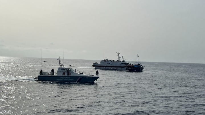 Ναυάγιο πλοίου της Frontex ανοιχτά του Καστελορίζου - Με ελικόπτερο μεταφέρθηκαν οι τραυματίες