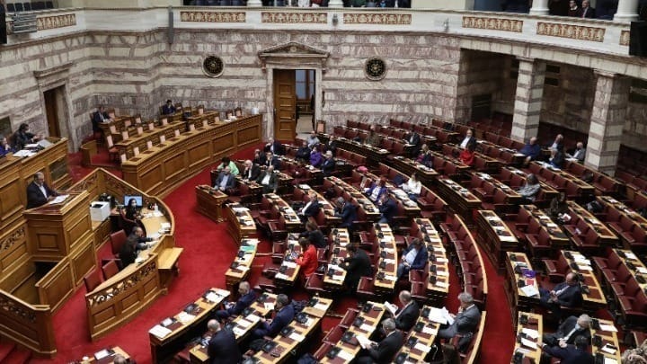 Βουλή - Ν/σ. Κύρωση της ΠΝΠ κατά αθέμιτης κερδοσκοπίας - Ψηφίσθηκε κατά πλειοψηφία στην Επιτροπή - Την Πέμπτη στην Ολομέλεια
