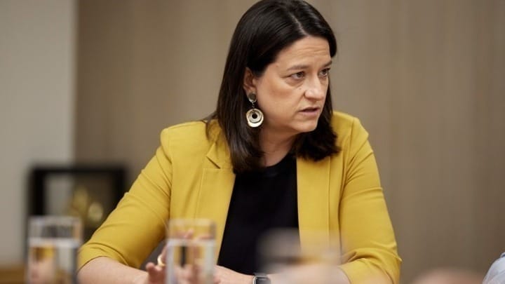Νίκη Κεραμέως: Νέα συλλογική σύμβαση εργασίας στον επισιτισμό - Ωφελημένοι 400.000 εργαζόμενοι
