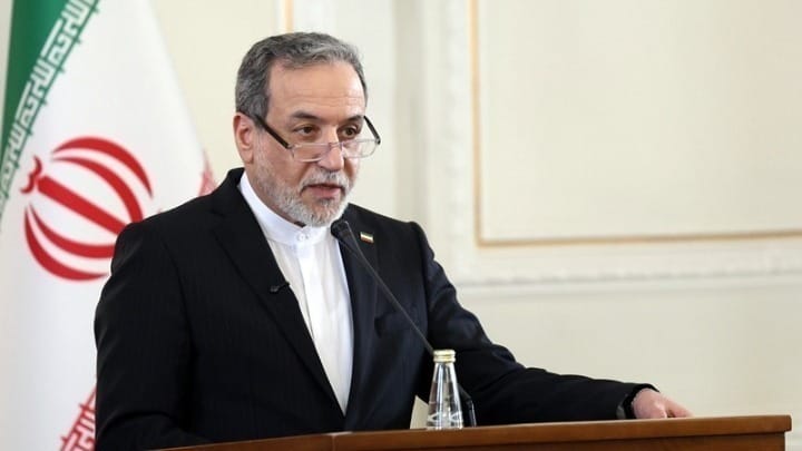 Αμπ. Αραγτσί (Ιρανός ΥΠΕΞ): Το πυρηνικό δόγμα της χώρας δεν είναι πιθανό να αλλάξει