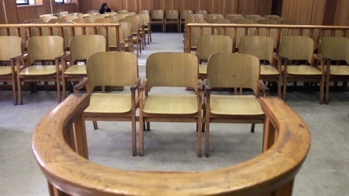 Δίκη πρώην επιτελικών ΟΠΕΚΕΠΕ: Ο πρώην πρόεδρος του Οργανισμού Ευ. Σημανδράκος στο βήμα του μάρτυρα