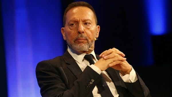 Έμμεσο "φρένο" Στουρνάρα για περαιτέρω μείωση των επιτοκίων