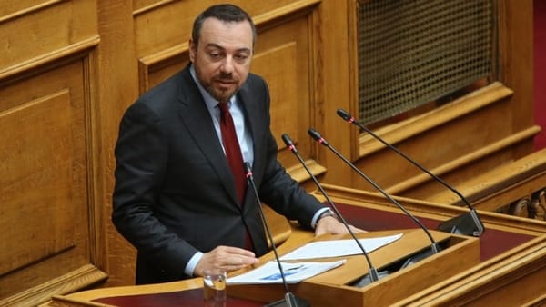 Φρ. Παρασύρης: Από τη μηδενική αποθήκευση στην πυρηνική αυταπάτη