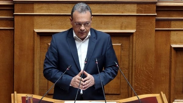 Σ. Φάμελλος: Έλεγχος της αγοράς, ρύθμιση των κερδών και μείωση του ειδικού φόρου κατανάλωσης για την αντιμετώπιση της ακρίβειας