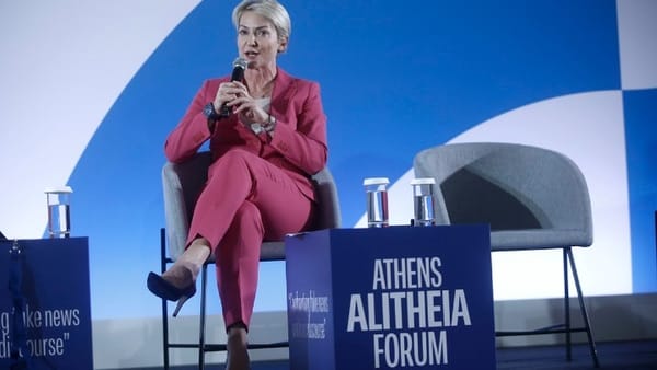 Athens Alitheia Forum-Στο πώς θα πρέπει τα κόμματα να αντιμετωπίσουν τα fake news αναφέρθηκε η Αλ. Σδούκου