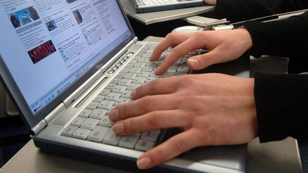 Τεχνολογία και ηλεκτρονικό εμπόριο - Πώς αλλάζουν οι συνήθειες των καταναλωτών - Στοιχεία για την Ελλάδα