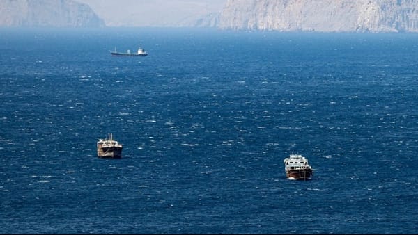 Πιέσεις Ντ.Τραμπ για τα στενά του Χορμούζ - «Όχι» από Μ. Βρετανία, Γερμανία, Ισπανία, Ιταλία και Αυστραλία