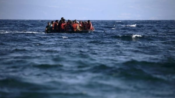 Ναυάγιο πλεούμενου στ' ανοικτά της Λαμπεντούζα: Διασώθηκαν 64 άνθρωποι, αγνοείται αγοράκι δυο ετών