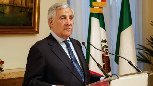 Ιταλία: Η διπλωματία είναι η καλύτερη οδός για να αντιμετωπισθεί η κρίση στο στενό του Χορμούζ, λέει ο ΥΠΕΞ Ταγιάνι