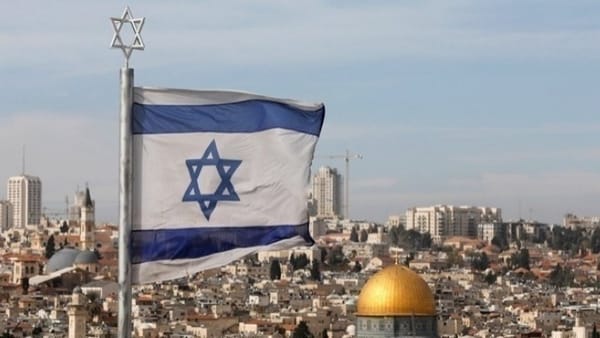 Εκρήξεις στην Ιερουσαλήμ αφού ήχησαν σειρήνες συναγερμού για εκτοξεύσεις πυραύλων από το Ιράν
