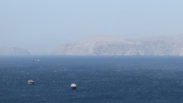 Οι ΥΠΕΞ ΗΠΑ και Ιαπωνίας συζήτησαν την κατάσταση στον Κόλπο - Το Τόκιο "δεν έχει αποφασίσει" αν θα στείλει δυνάμεις για την προστασία εμπορικών πλοίων στη Μέση Ανατολή