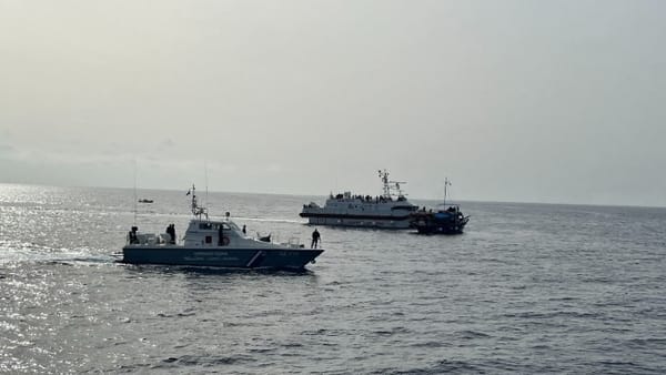 Ναυάγιο πλοίου της Frontex ανοιχτά του Καστελορίζου - Με ελικόπτερο μεταφέρθηκαν οι τραυματίες