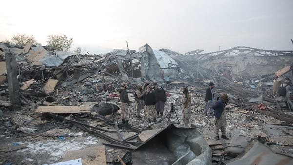 Εκατοντάδες νεκροί μετά τον αεροπορικό βομβαρδισμό του Πακιστάν  στην πρωτεύουσα του Αφγανιστάν