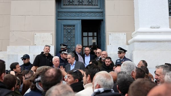 Σύσκεψη στη Λέσβο υπό τον Χρ. Κέλλα για την αντιμετώπιση του αφθώδους πυρετού στα βοοειδή